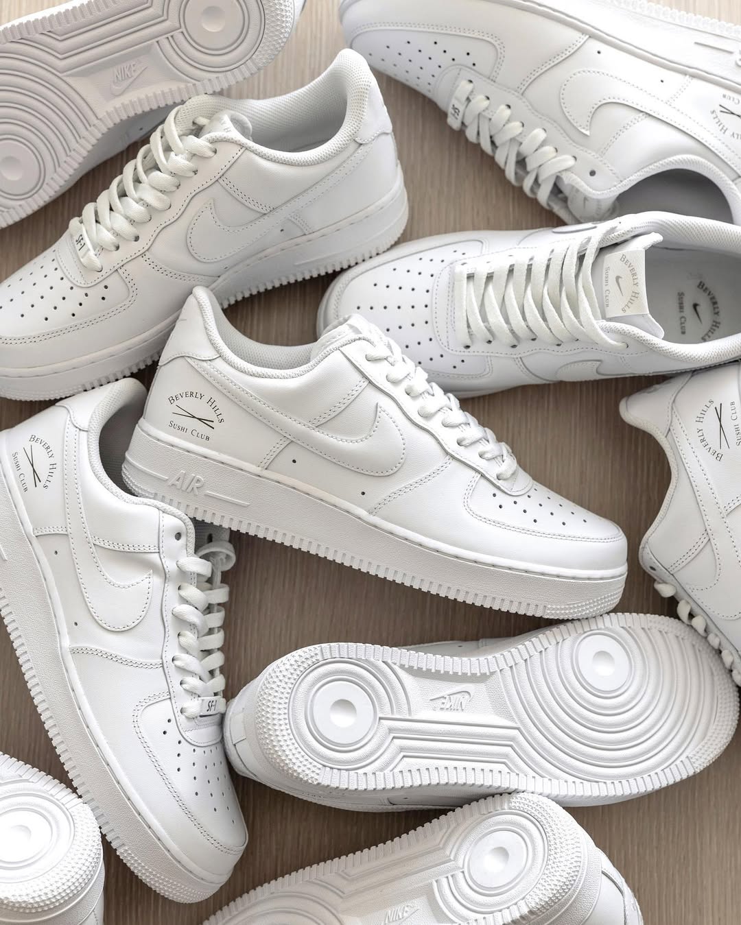 Sushi Club × NIKE AIR FORCE 1 の一般販売が敢行か