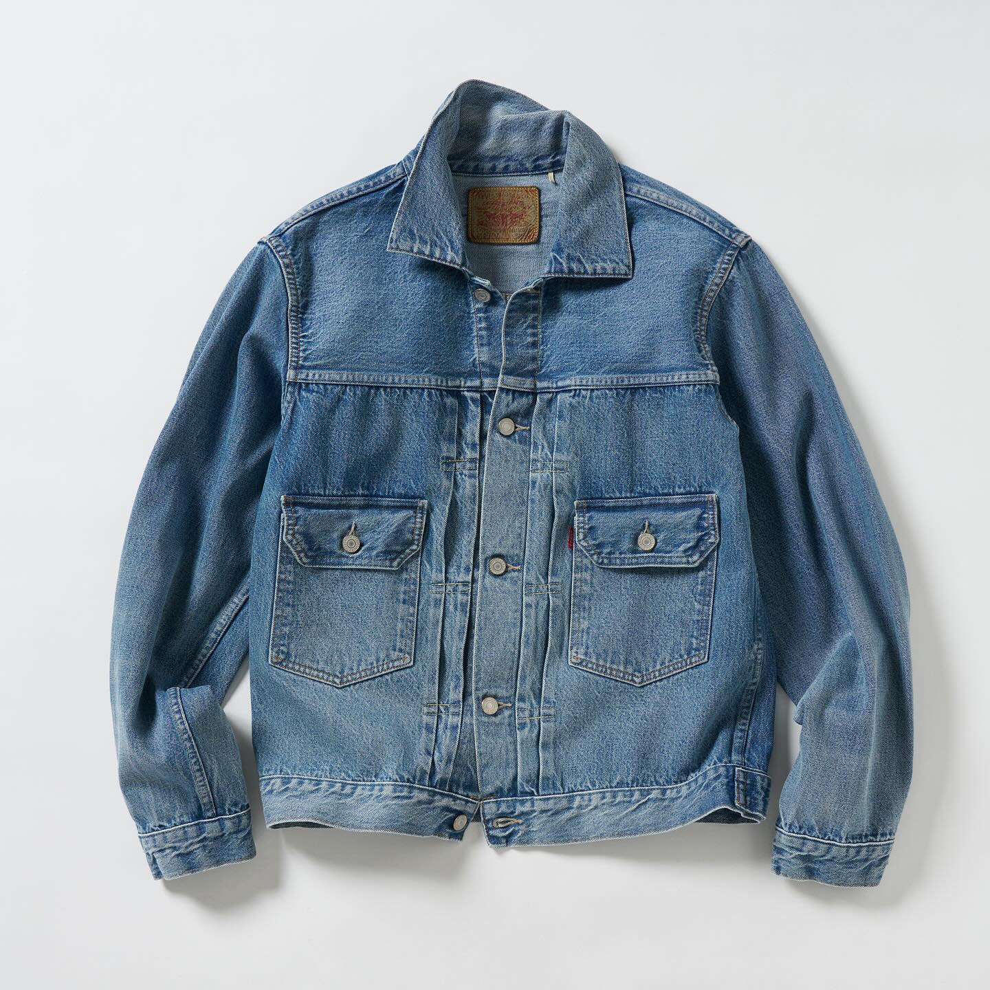 Levi's® Vintage Clothing 1953 TYPE Ⅱ トラッカージャケットが公式オンラインにて発売 