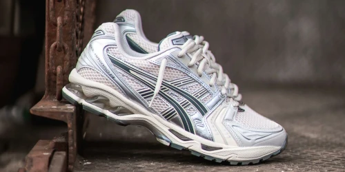 ASICS GEL-KAYANO 14 “Birch/Dark Pewter” が再販