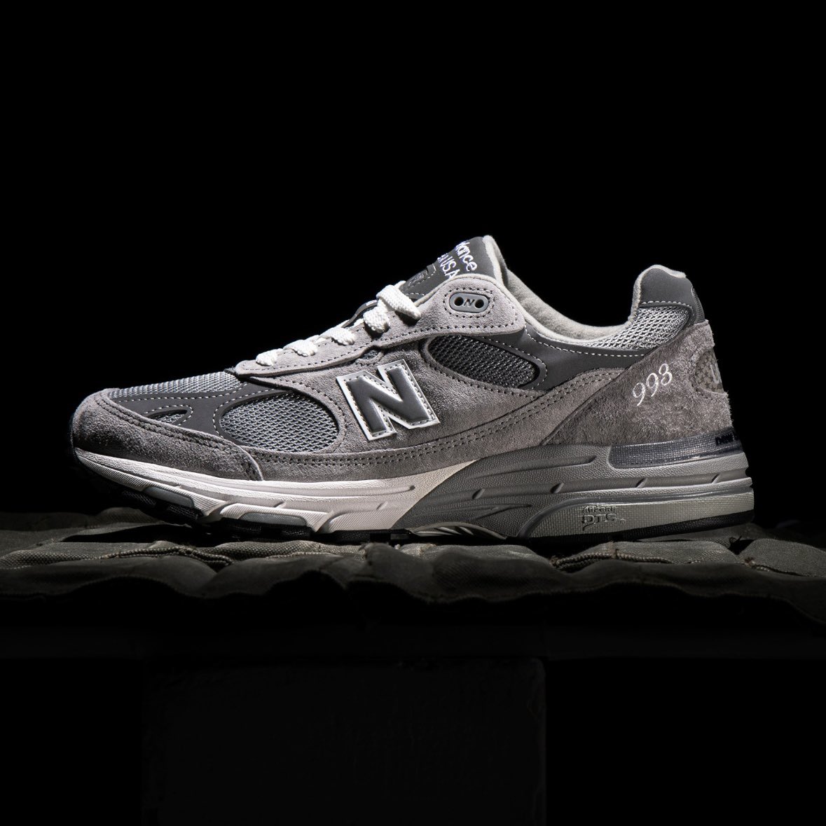 ZOZOTOWN にて New Balance 993 "Gray" のWEB抽選が開始