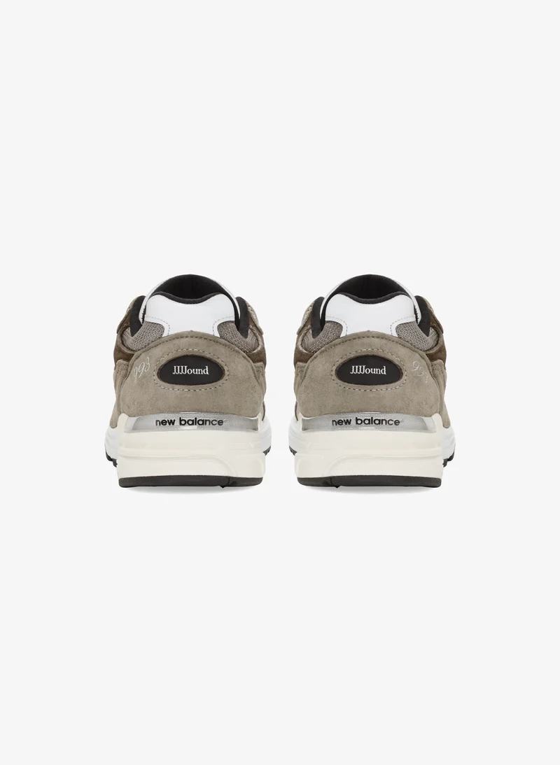 ドジャース 大谷翔平 が JJJJound × New Balance 993 "Mushroom/White" を着用