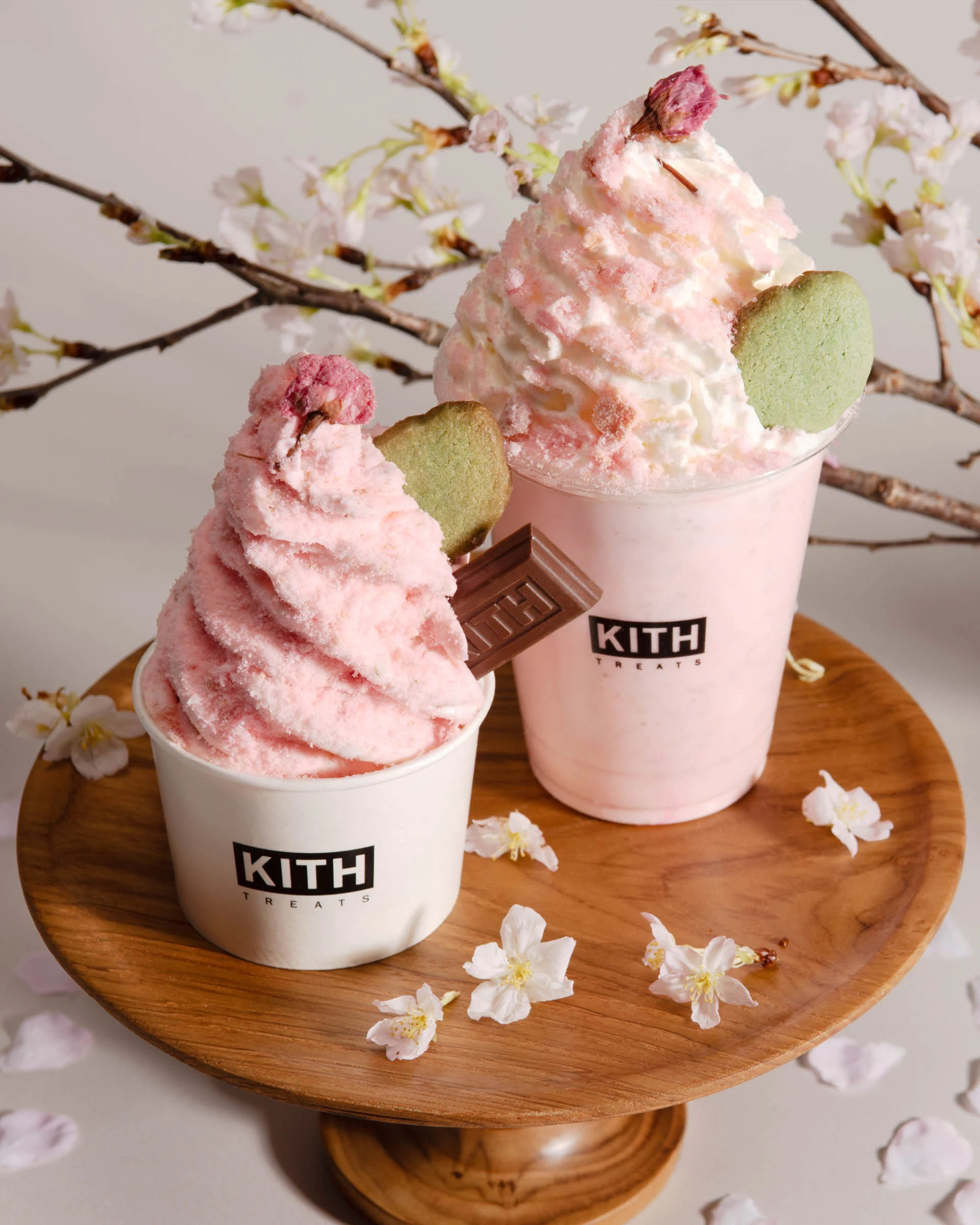 KITH TREATS から東京、大阪店限定の "Treats Sakura" が登場