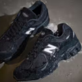 New Balance 2002R GORE-TEX® "Triple Black" の国内WEB抽選が開始