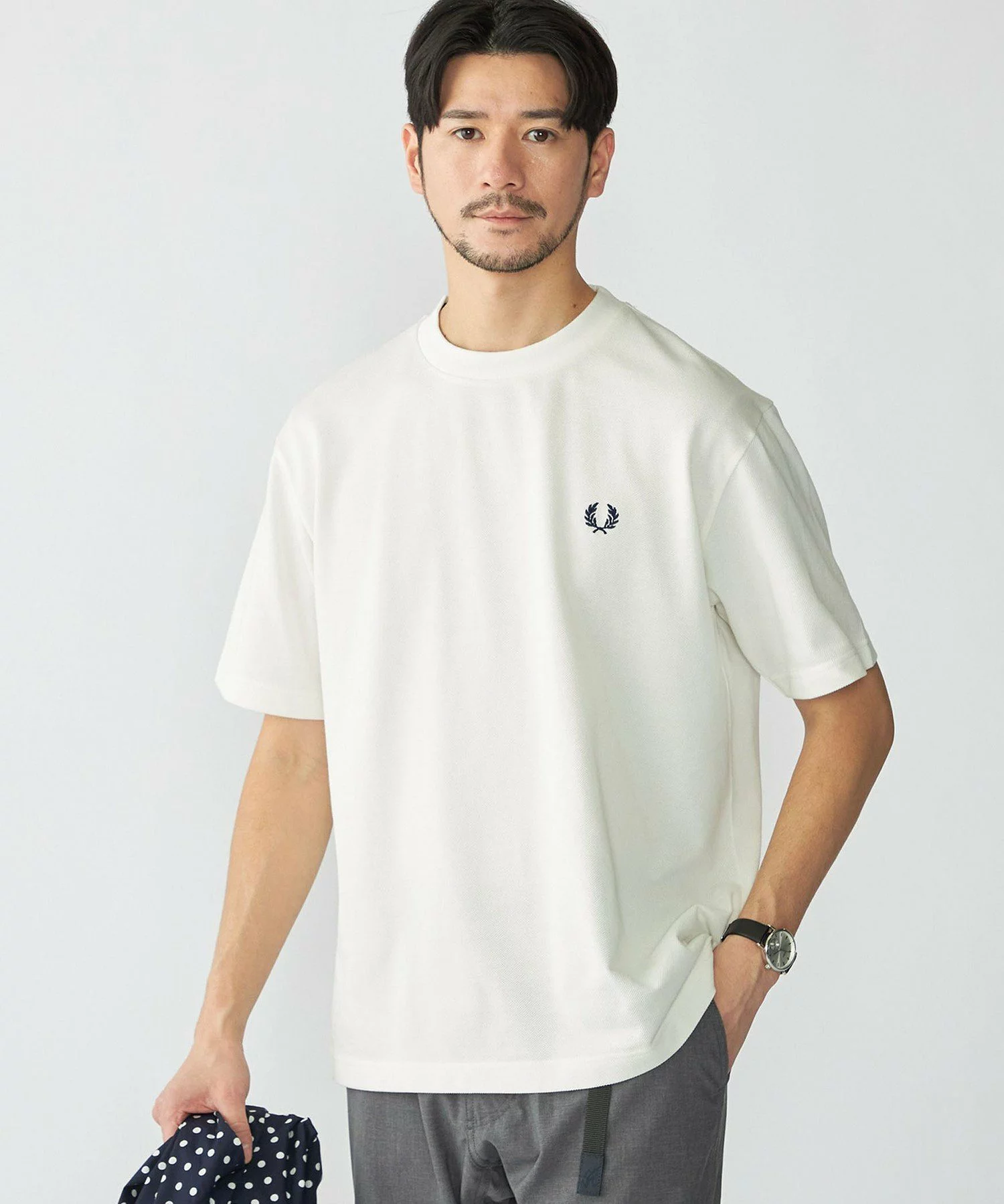 SHIPS より FRED PERRY の別注ワンポイントTシャツが発売