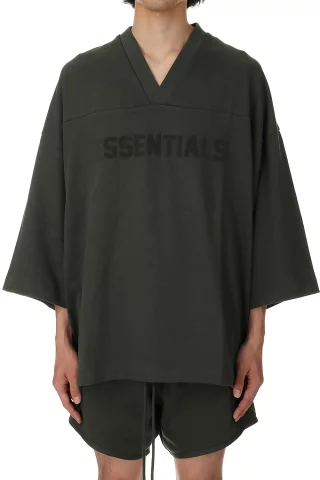 Fear of God ESSENTIALS のMAX50%OFF セールが開催