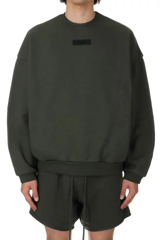 Fear of God ESSENTIALS のMAX50%OFF セールが開催