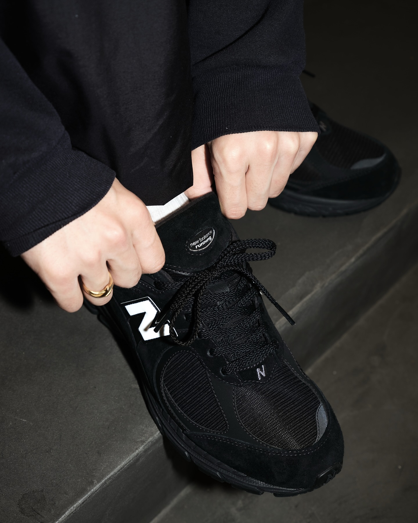 New Balance 2002R GORE-TEX® “Triple Black” の再販が決定