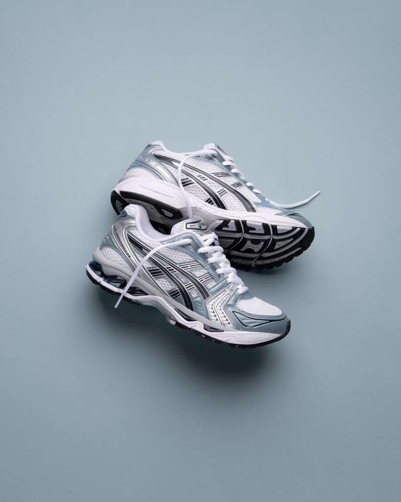 ASICS GEL-KAYANO 14 “White/Fjord Grey” が再販