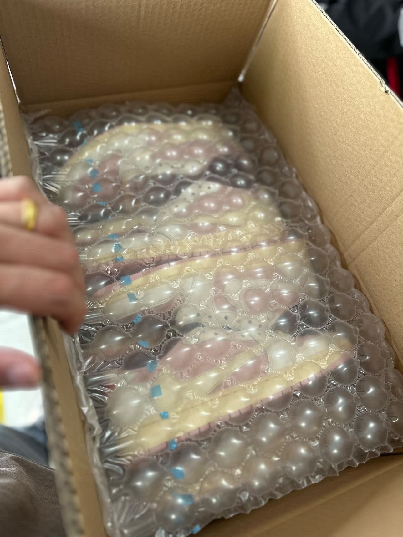 Travis Scott x NIKE AIR JORDAN 1 LOW “Shy Pink” が近日発売予定