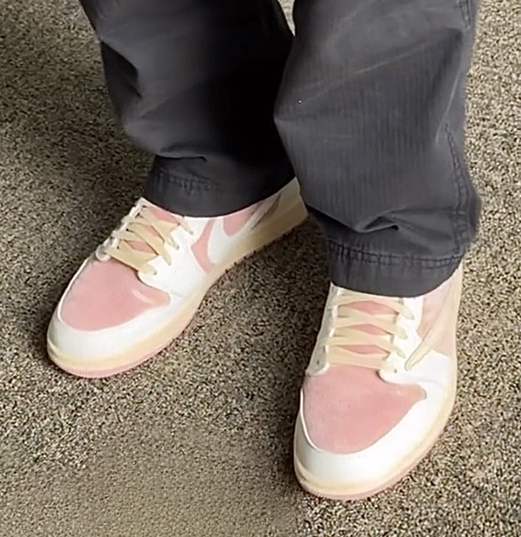 Travis Scott x NIKE AIR JORDAN 1 LOW “Shy Pink” が近日発売予定