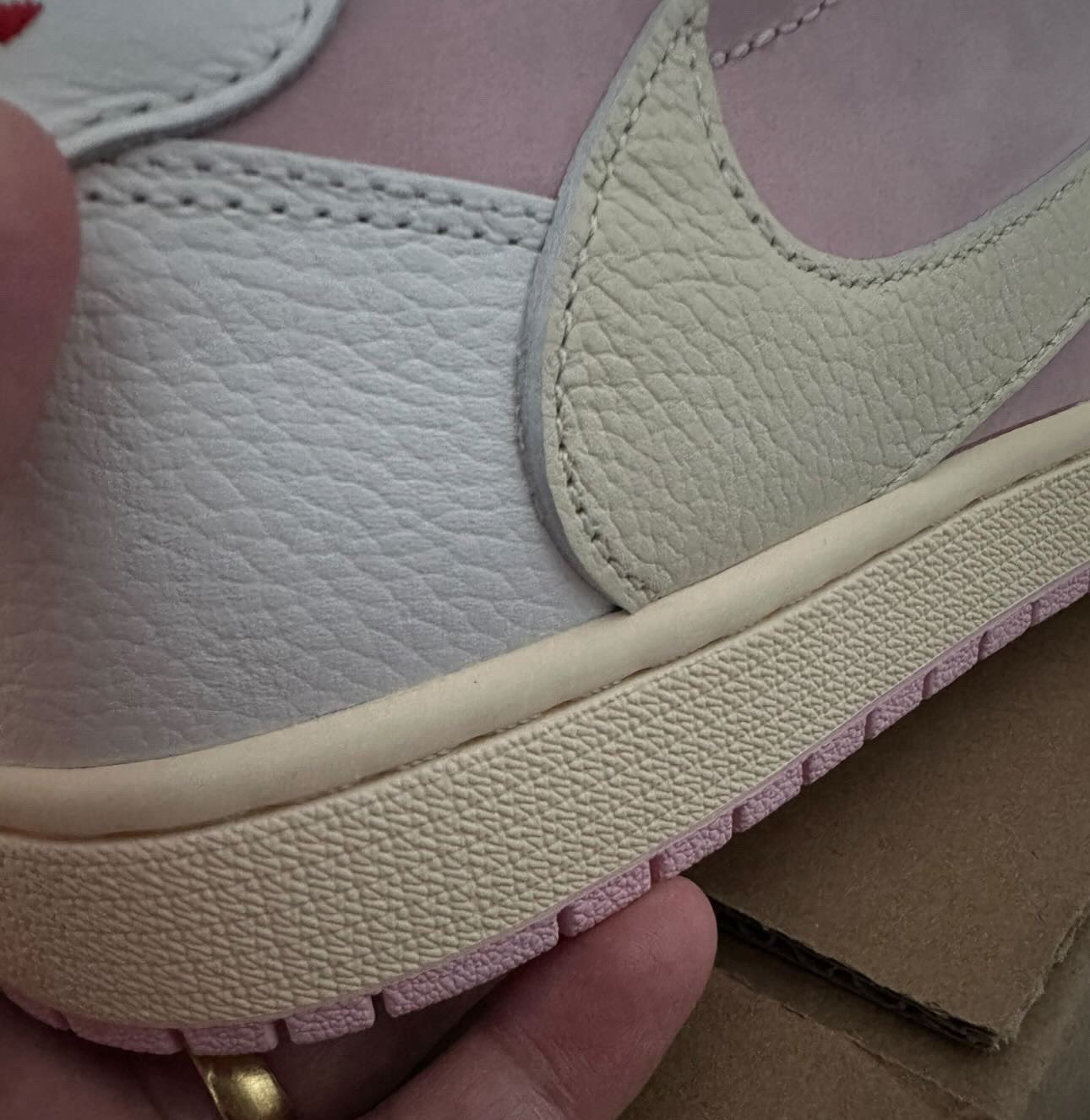 Travis Scott x NIKE AIR JORDAN 1 LOW “Shy Pink” が近日発売予定