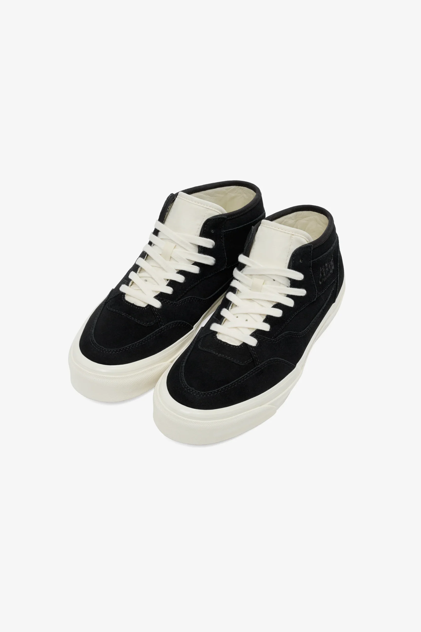 JJJJound × VANS HALF CAB の公式リリース情報が発表