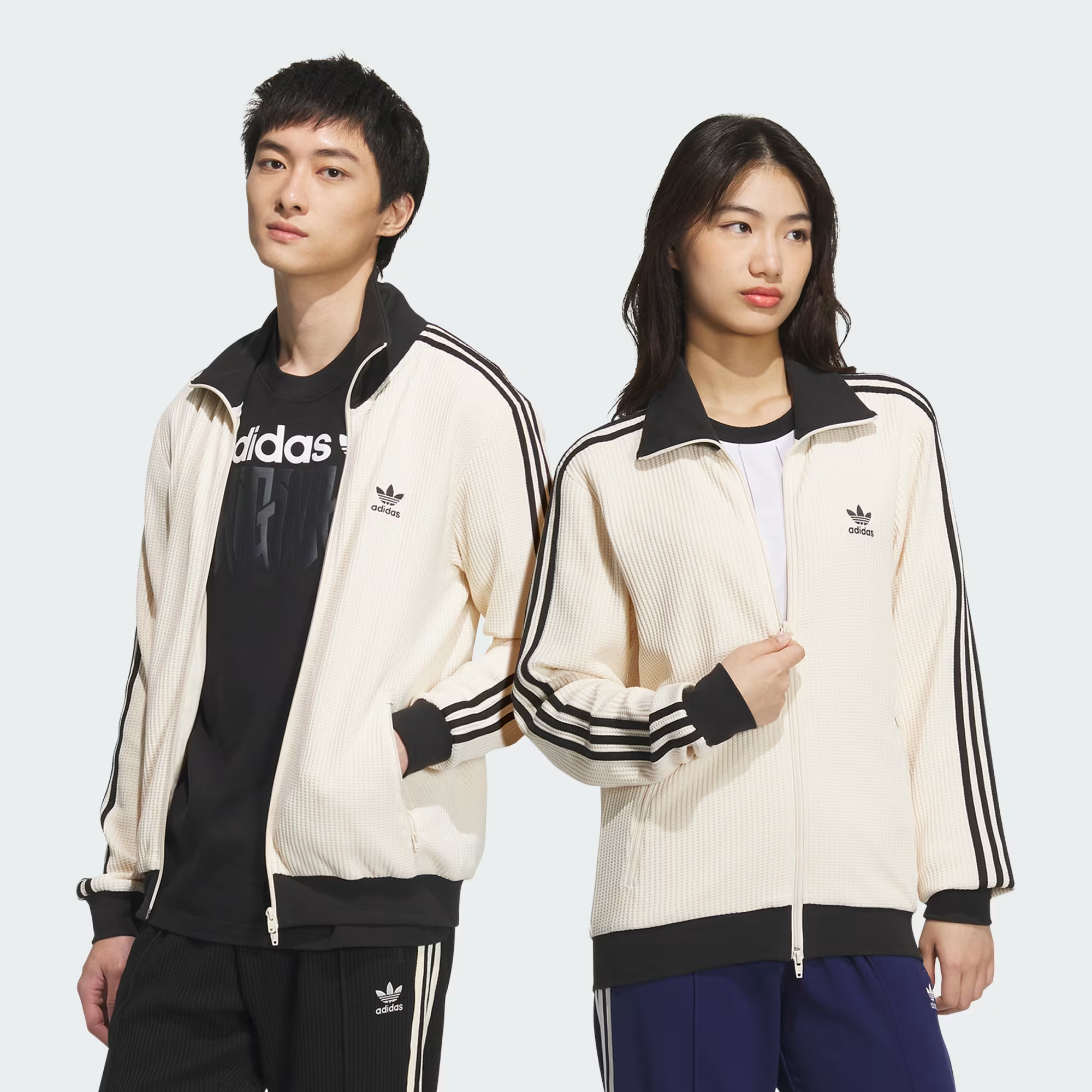 adidas よりワッフル クラシック トラックトップが発売