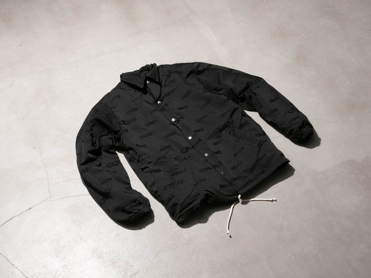 CDG より新作リミテッドコレクションが登場