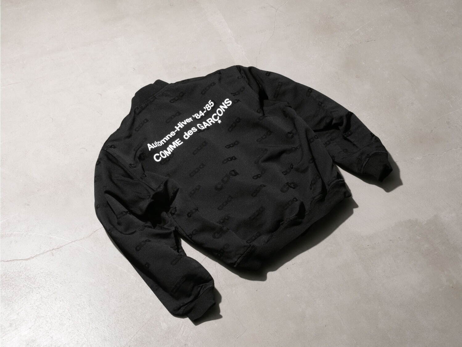 CDG より新作リミテッドコレクションが登場