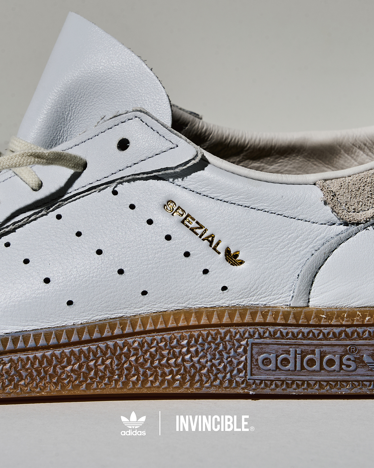 INVINCIBLE × adidas Consortium Handball Spezial ”Terrace Redefined” が発売