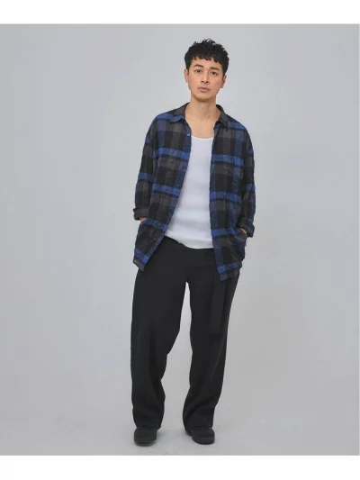 EDIFICE × Dickies による新作別注パンツの先行販売が開始