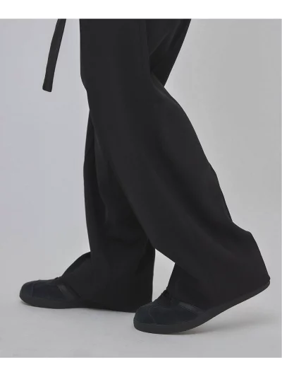 EDIFICE × Dickies による新作別注パンツの先行販売が開始