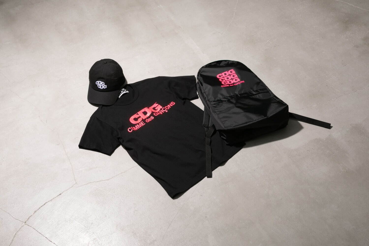 CDG より新作リミテッドコレクションが登場