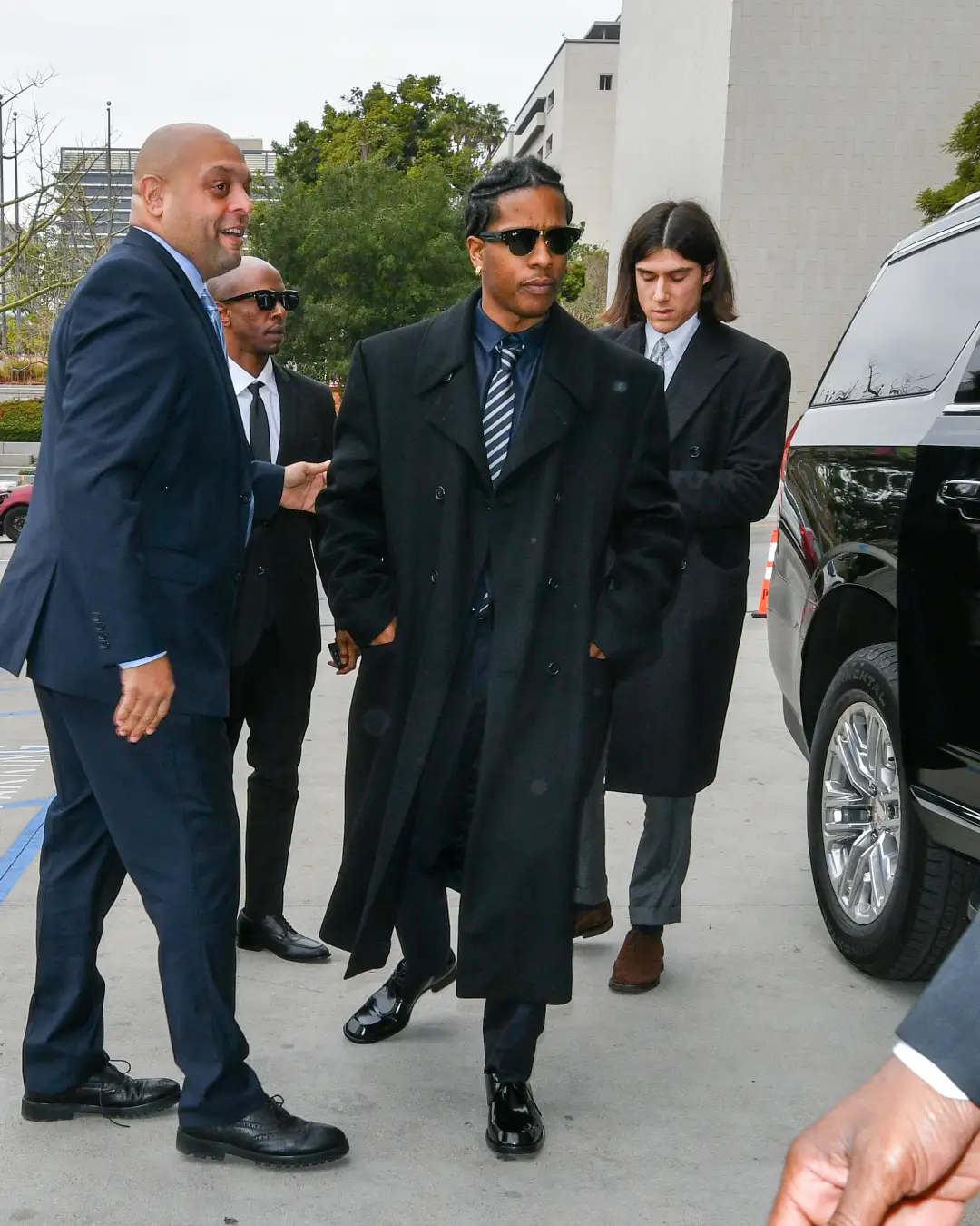 A$AP ROCKY × Ray-Ban® "The Blacked Out Collection" の先行販売が開始