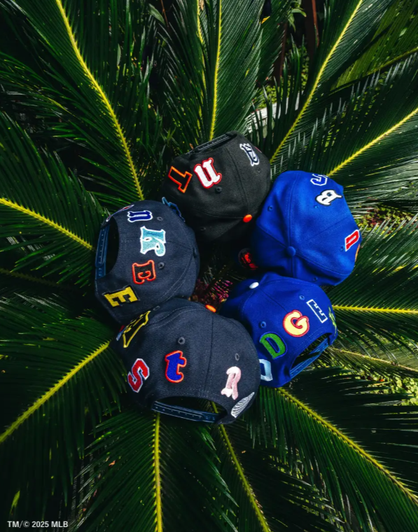 New era® × ©SAINT M×××××× × MLB のトリプルコラボキャップ