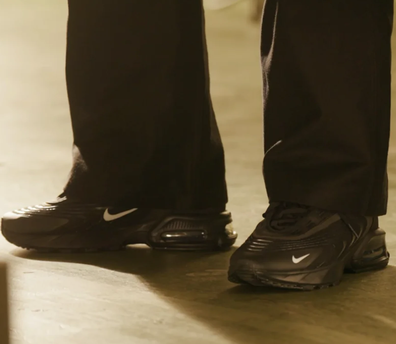 ABC-MART 限定 NIKE AIR MAX FIRE のMAX36％OFF セールが開催