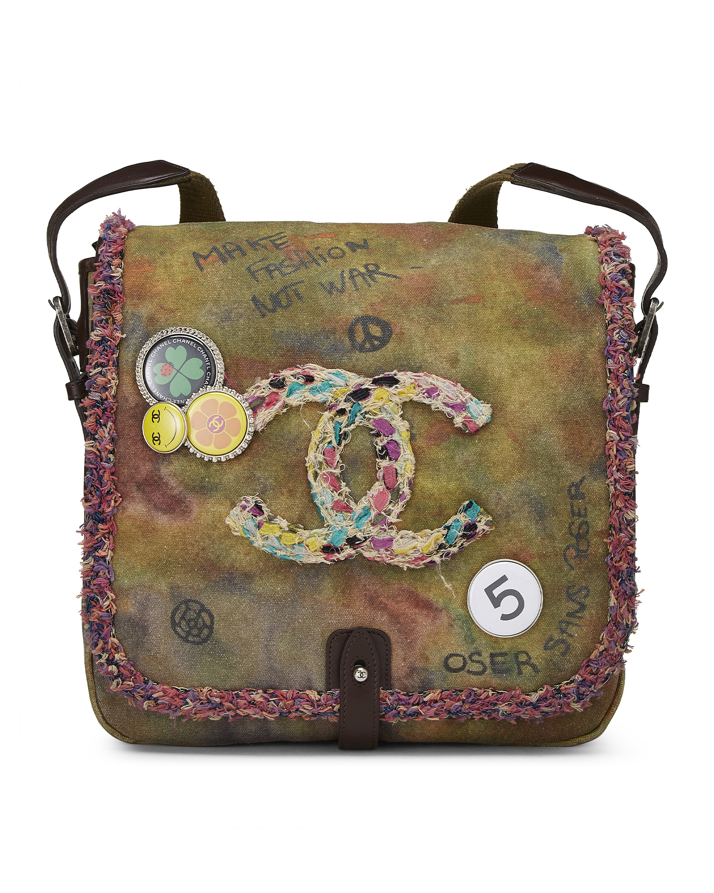 VANS から CHANEL の名品から着想を得た OLD SKOOL が発売予定