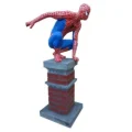 スパイダーマン の等身大フィギュアが発売
