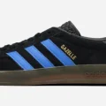 adidas Originals より GAZELLE INDOOR "Core Black/Blue" が発売