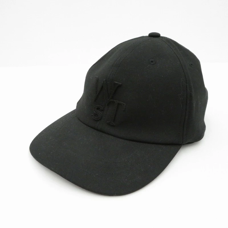 WTAPS × sacai の Cotton Back Satin Cap が発売