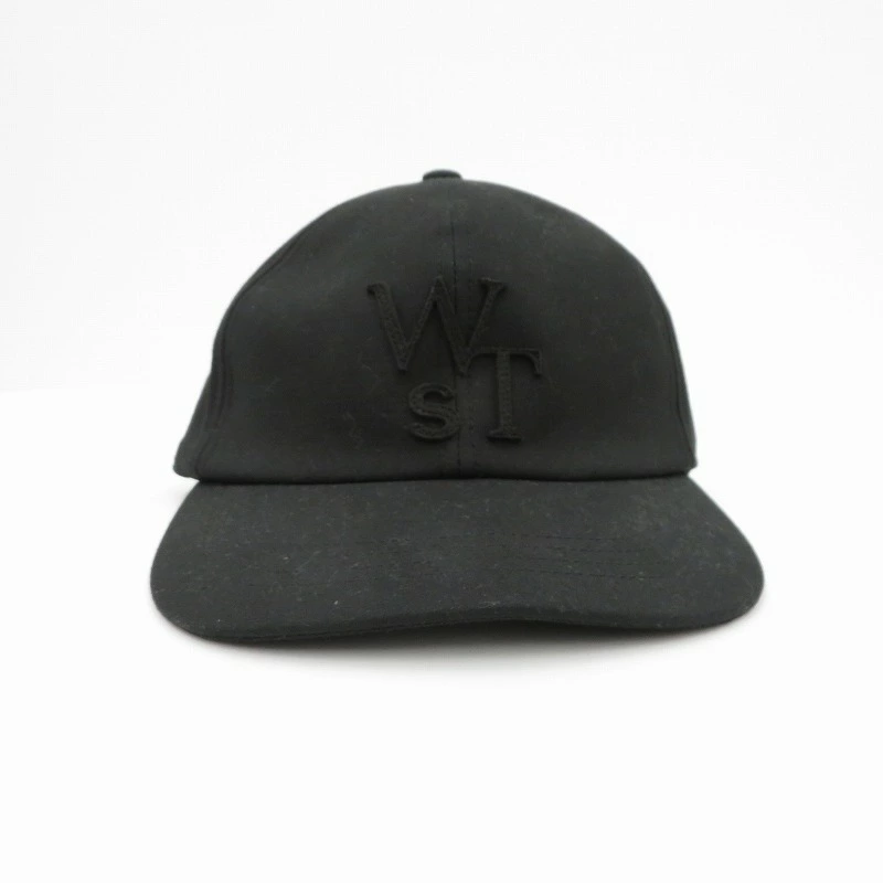 WTAPS × sacai の Cotton Back Satin Cap が発売