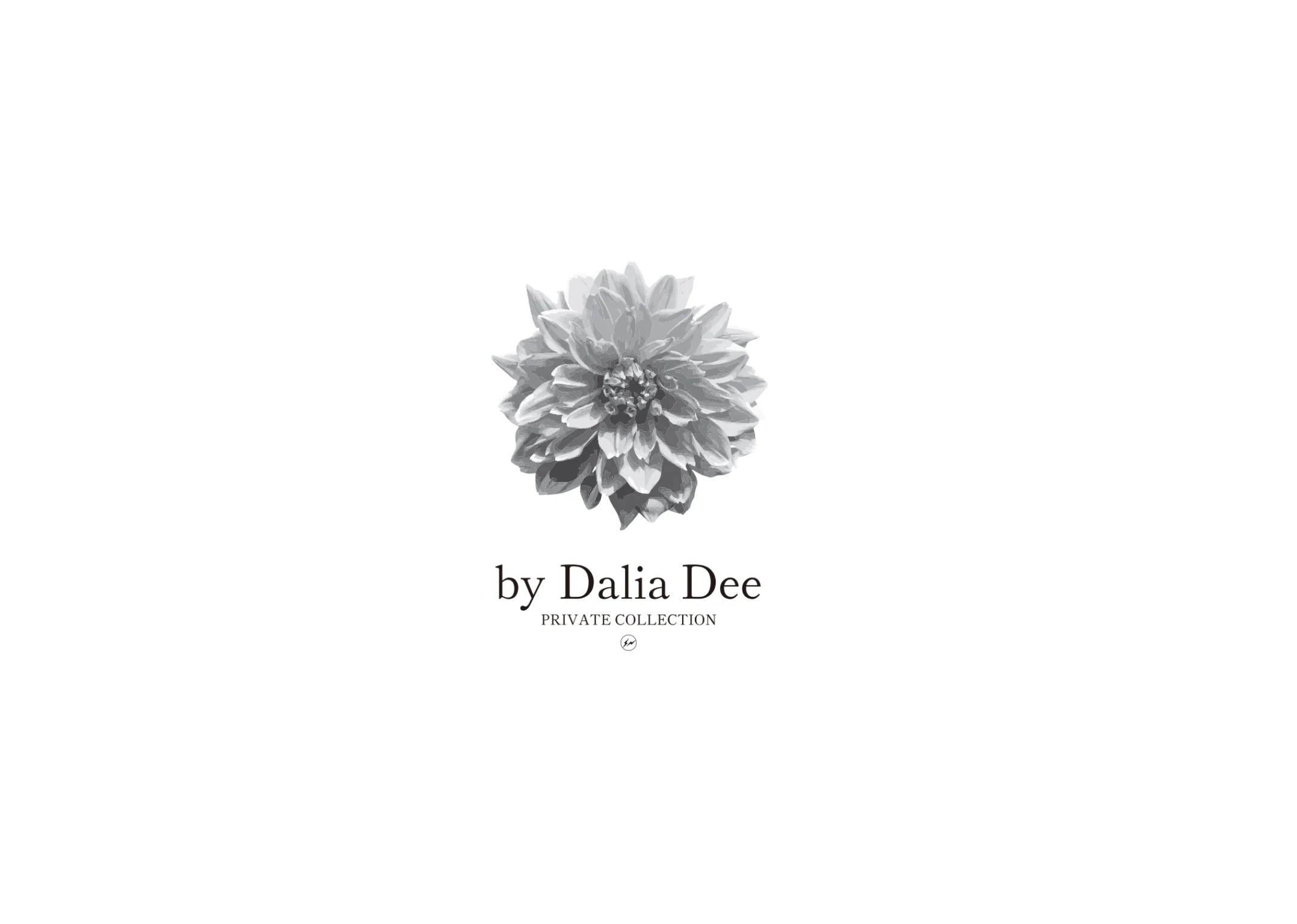 fragment design × Dalia Dee のコラボTシャツが発売
