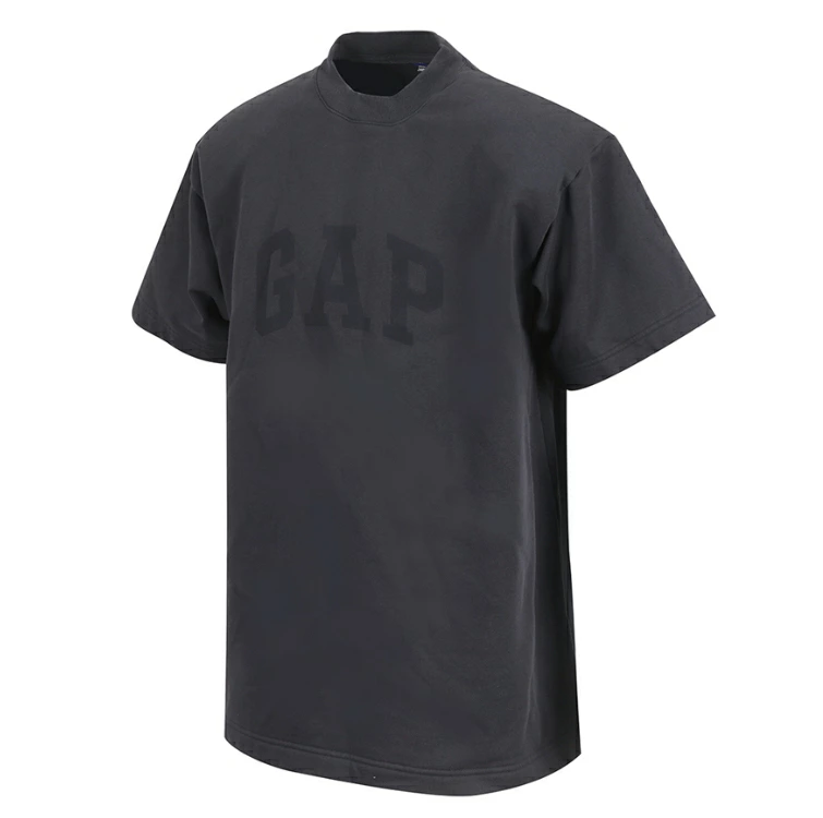 YEEZY GAP Engineered by BALENCIAGA の Dove Pad Heavy Tee が発売