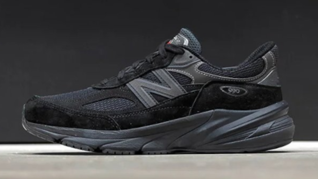 New Balance 990V6 