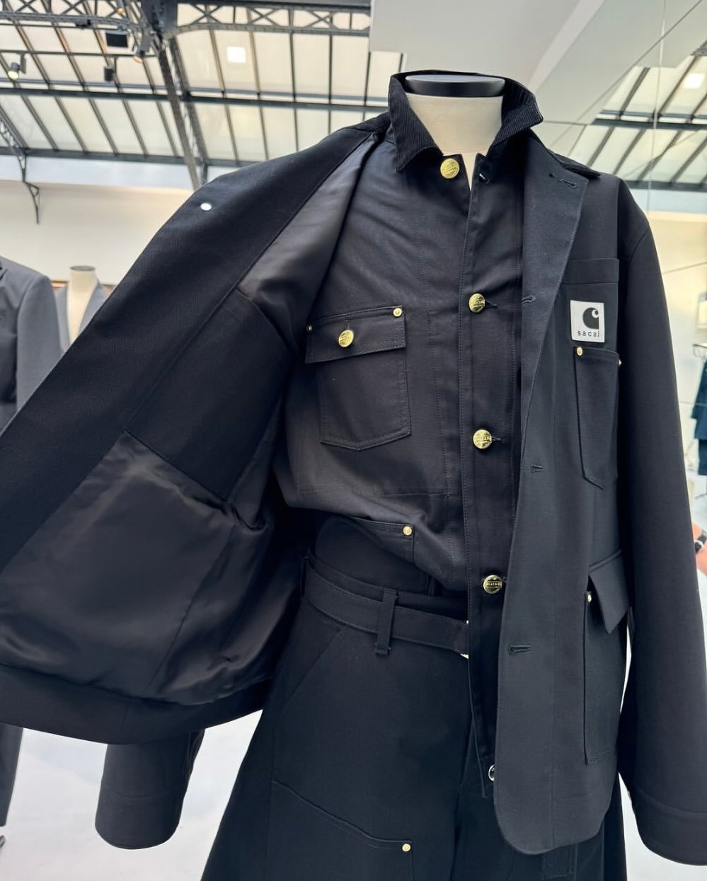 sacai × Carhartt WIP の2026年春夏コラボコレクションが発売予定