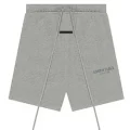Fear of God ESSENTIALS の Sweat Shorts が7,580円で発売