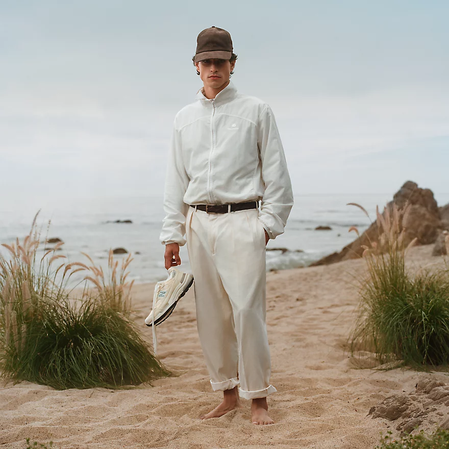 New Balance 992 “Calcium/U992MC” が発売