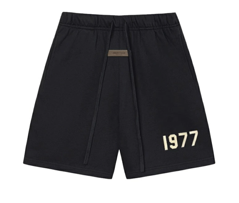 Fear of God ESSENTIALS の 1977 Sweat Shorts が6,980円で発売