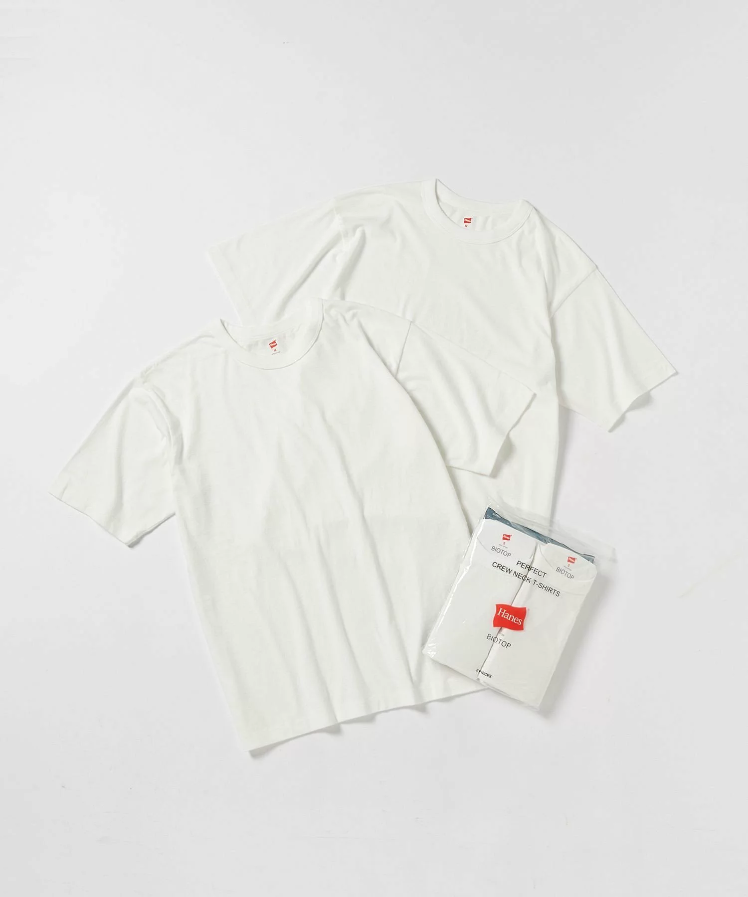 Hanes for BIOTOP による Washed Cotton Crew Neck Pack Tee の通常販売が開始