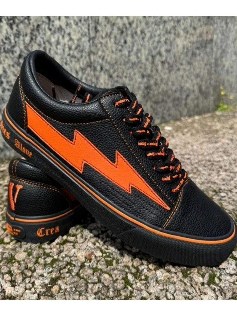 VLONE × Revenge×Storm のコラボスニーカーが発売