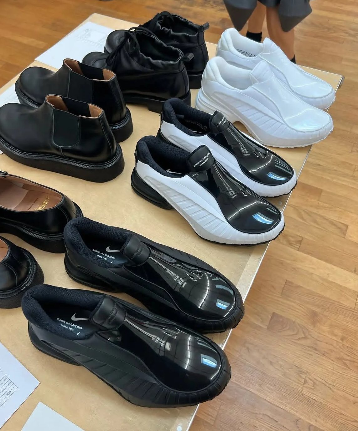 COMME des GARÇONS HOMME PLUS × NIKE AIR MAX DOLCE が公開