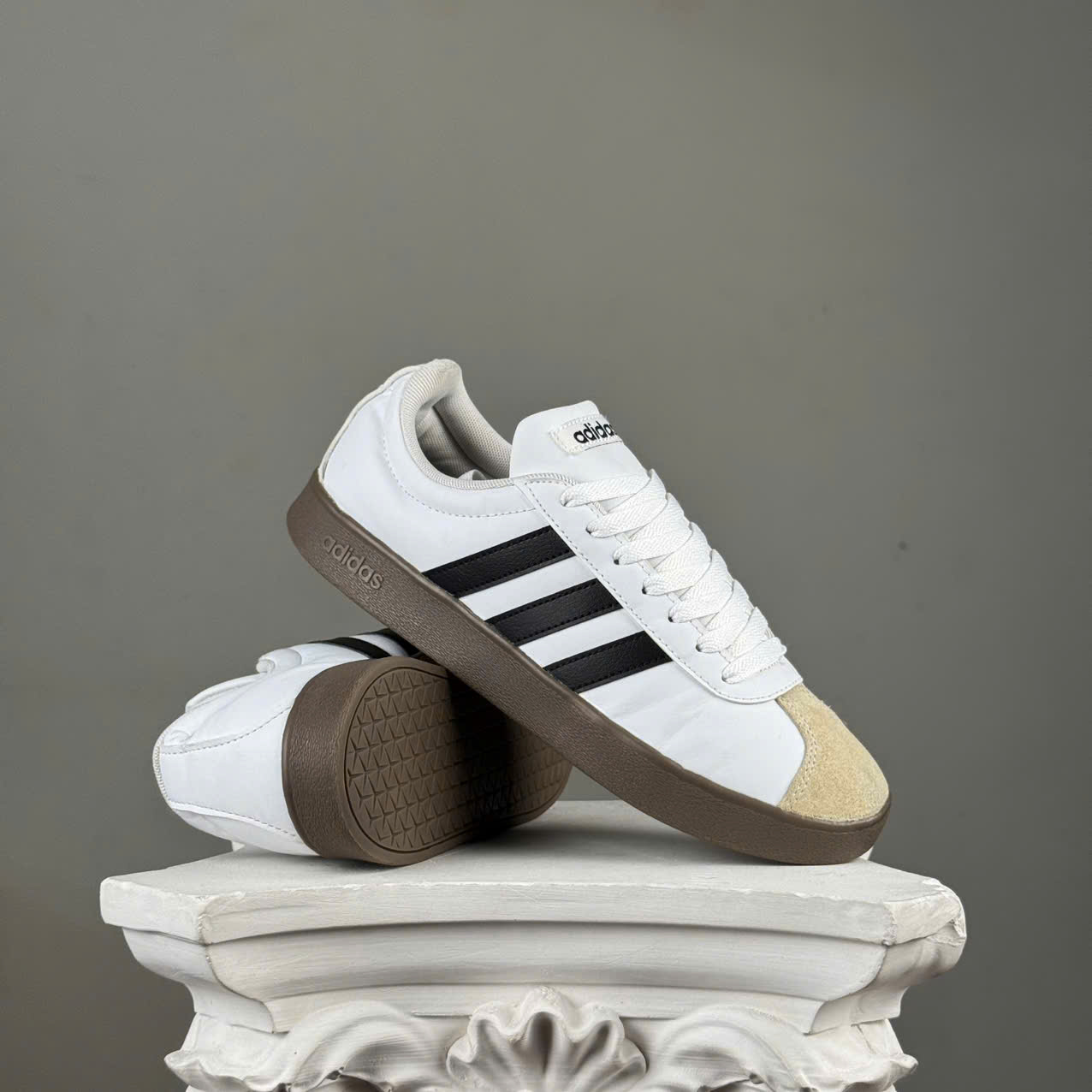 adidas VL Court Base が3,499円で発売