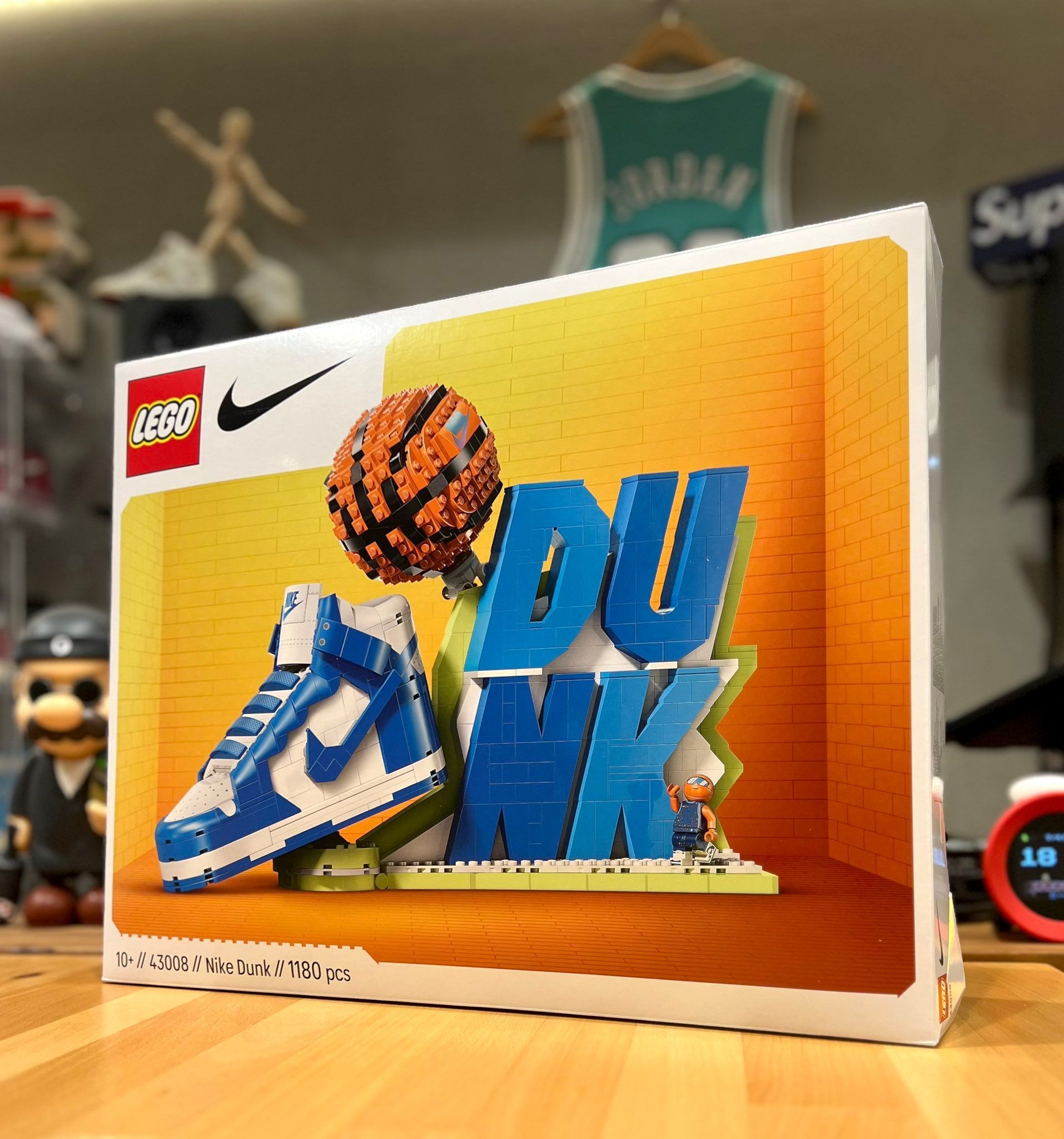 LEGO × NIKE DUNK の通常販売が開始