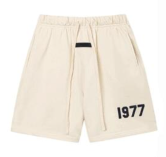 Fear of God ESSENTIALS の 1977 Sweat Shorts が6,980円で発売