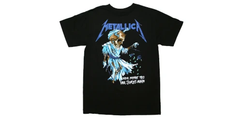 Metallica の Their Money Tips Her Scales Again Tee が発売