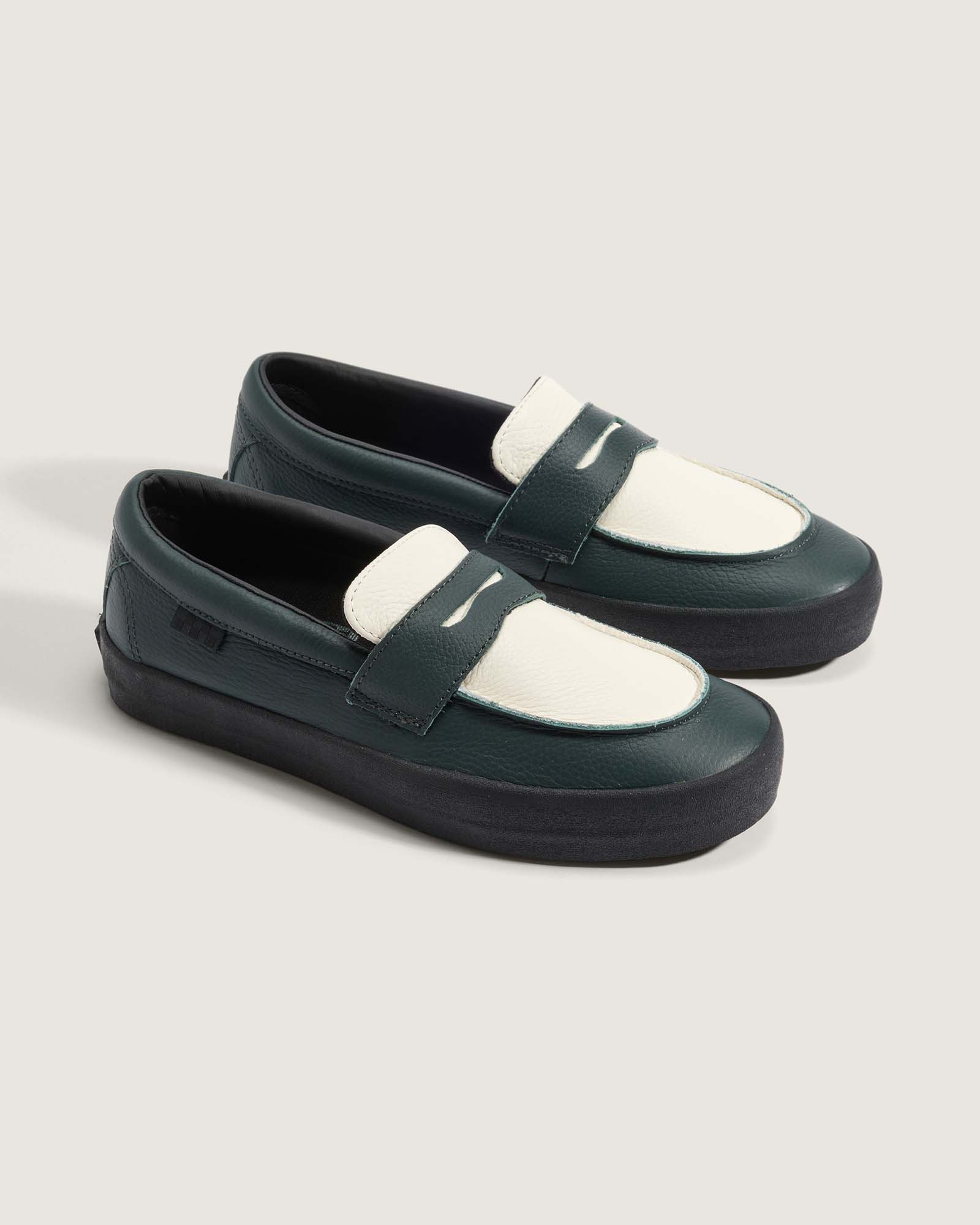 VANS Skate Loafer が特別価格で発売