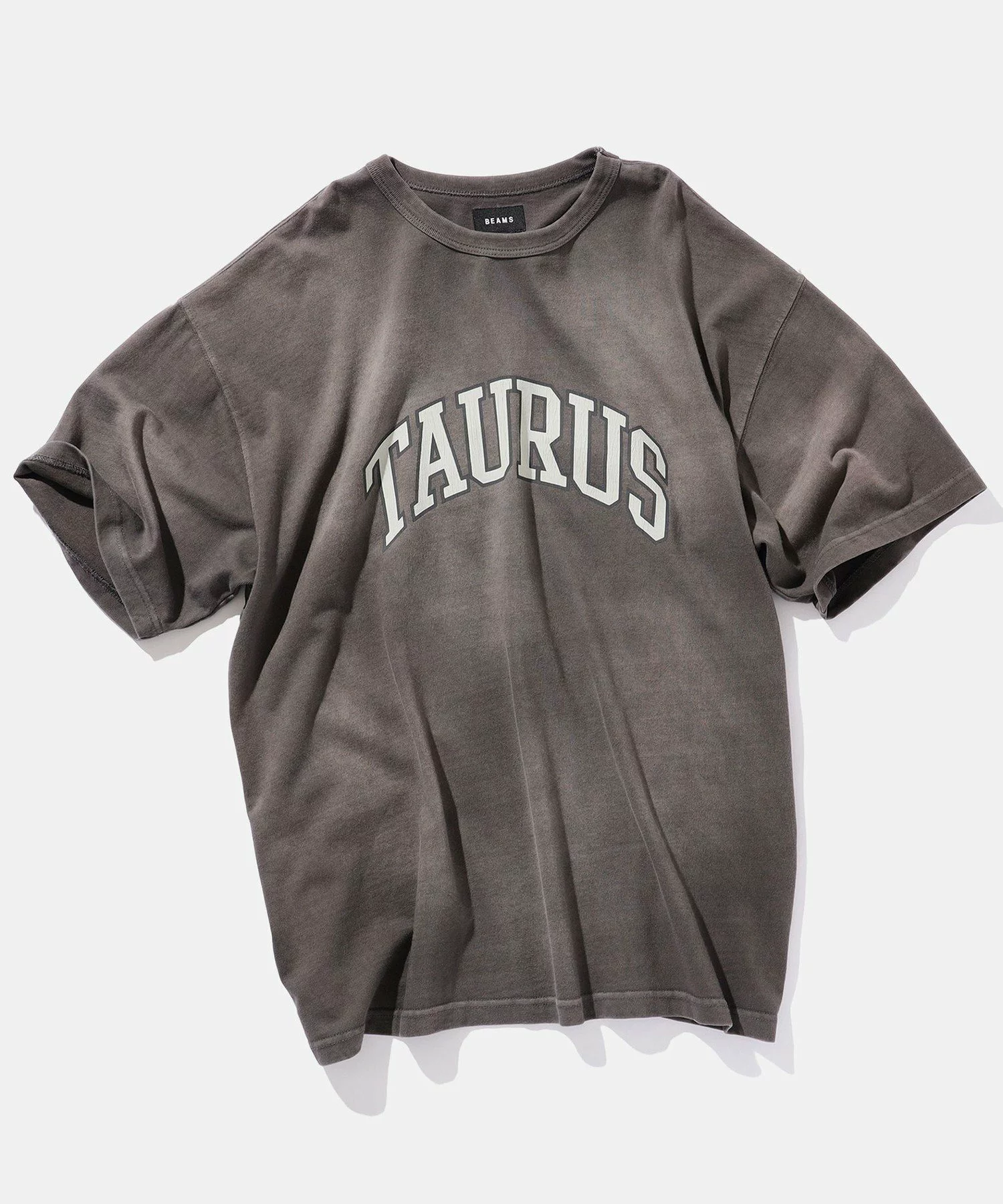 BEAMS の Fade College Tee が発売