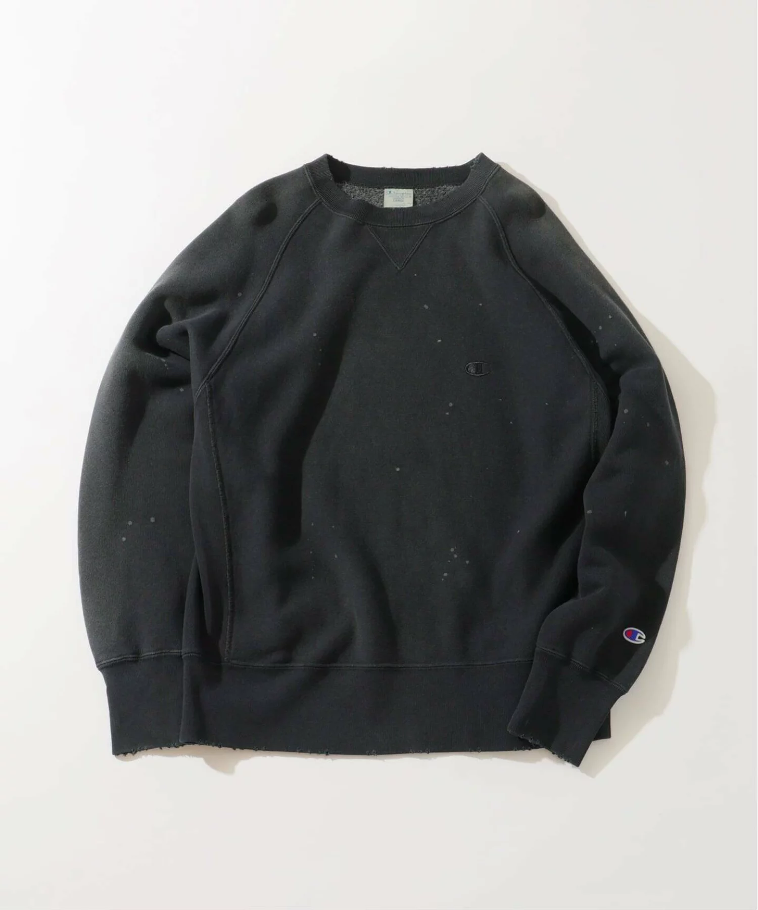 JOURNAL STANDARD relume × Champion による Reverse Weave® Overdyed Sweatshirt FW25 の先行予約が開始