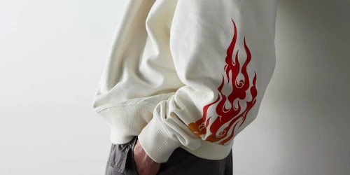 BEAMS「Wide Short Fit Fire Arm Sweat」の先行予約が開始