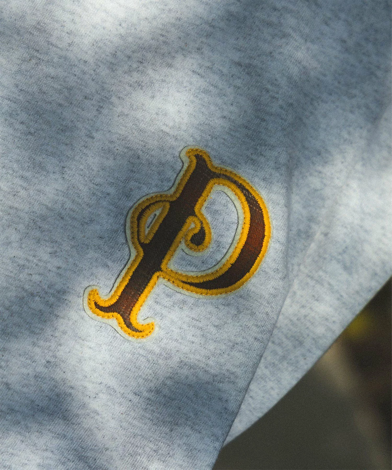 BEAMS から PENDLETON 別注の新作ロングTシャツが発売